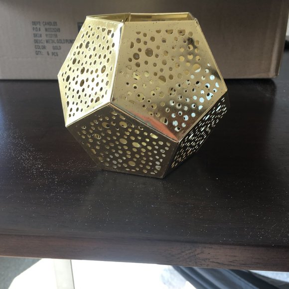 Gold Wedding Items - Picture 3 of 7